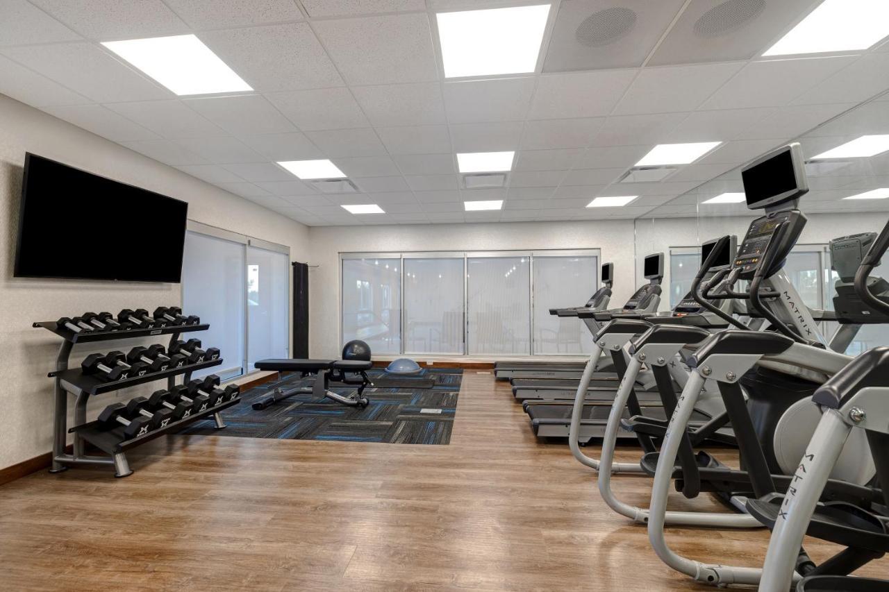 Holiday Inn Express & Suites - Brighton By Ihg Экстерьер фото
