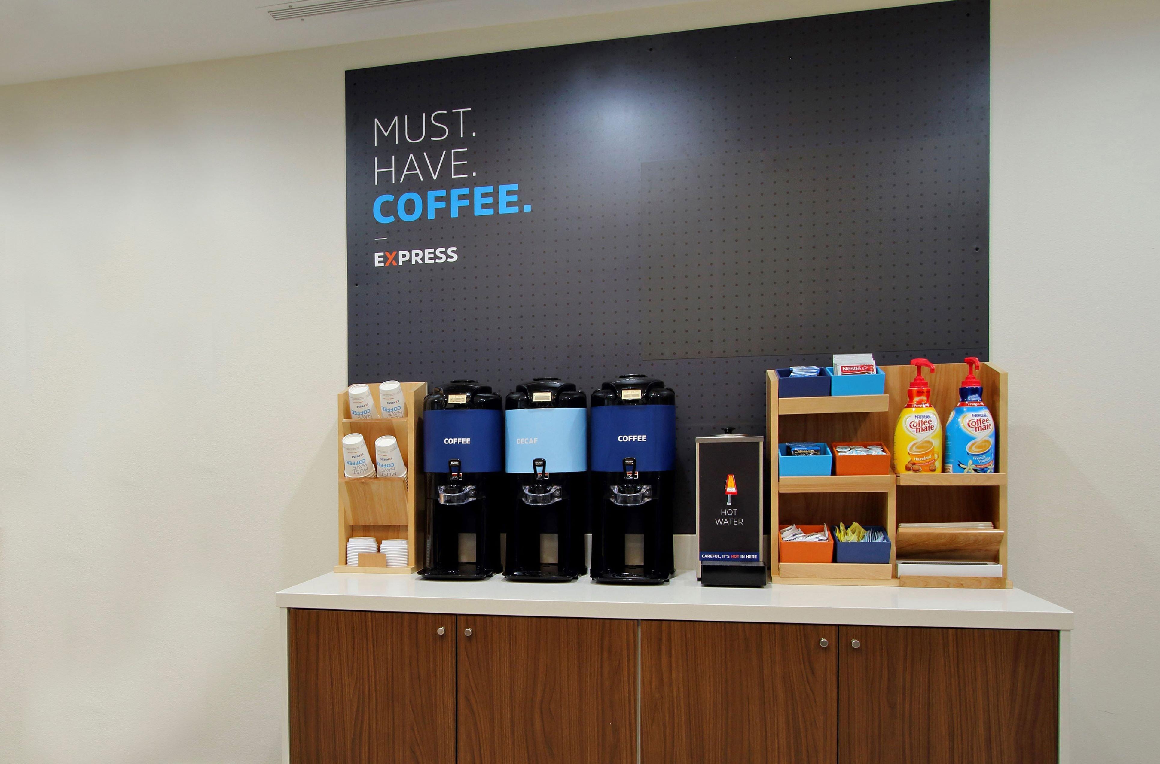 Holiday Inn Express & Suites - Brighton By Ihg Экстерьер фото
