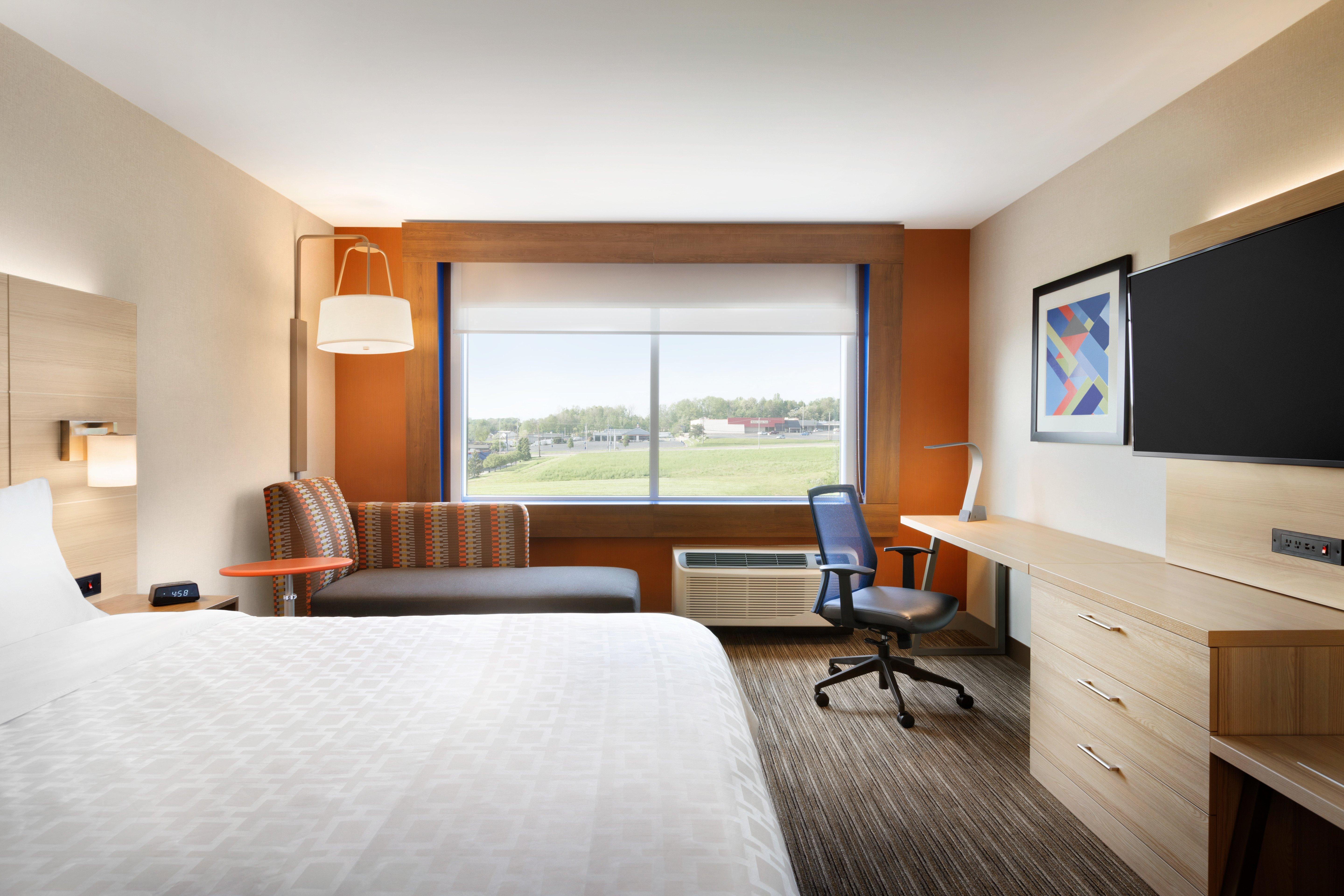 Holiday Inn Express & Suites - Brighton By Ihg Экстерьер фото